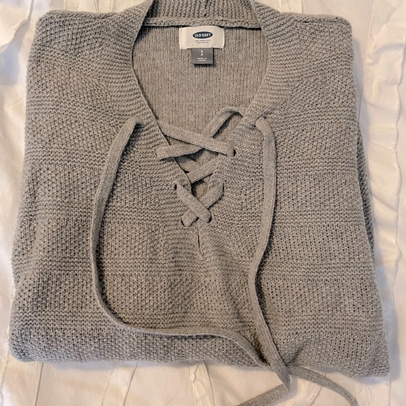 Gray sweater - Picture 2 of 2